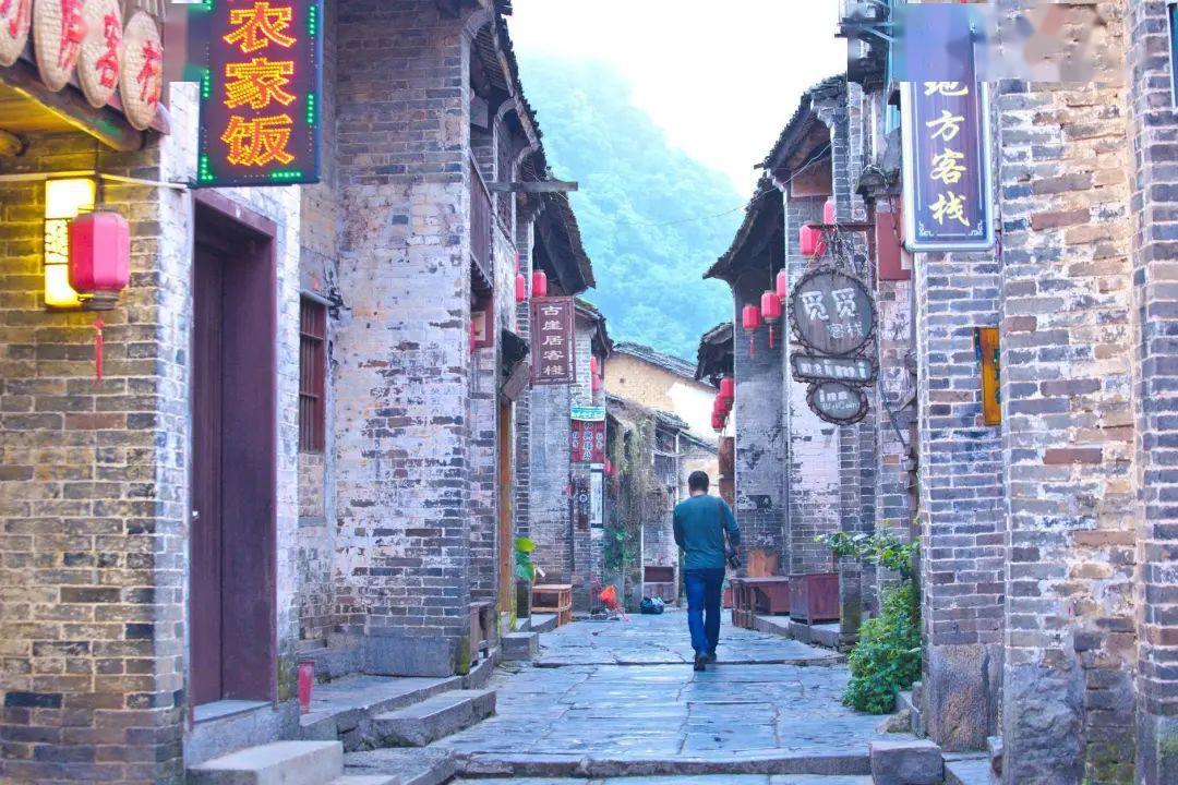 为民办实事丨龙江蓝山：打造蓝山书屋 助推乡村教育发展
